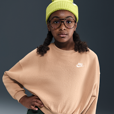 Nike Sportswear Club Fleece Girls' Boxy Crew-Neck Sweatshirt